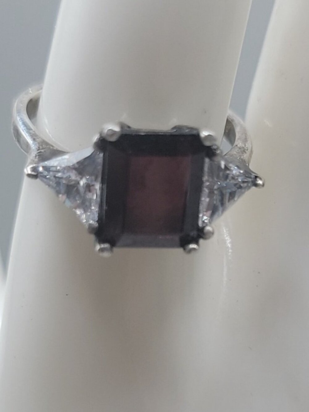 JC Sipes Sterling Silver Pyrope Garnet Ring Trillion Cut Cubic Zirconia SZ 9 - Picture 3 of 15